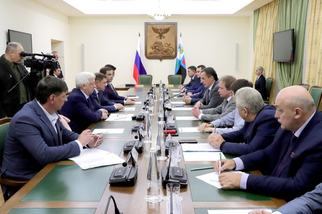 Подписание соглашений